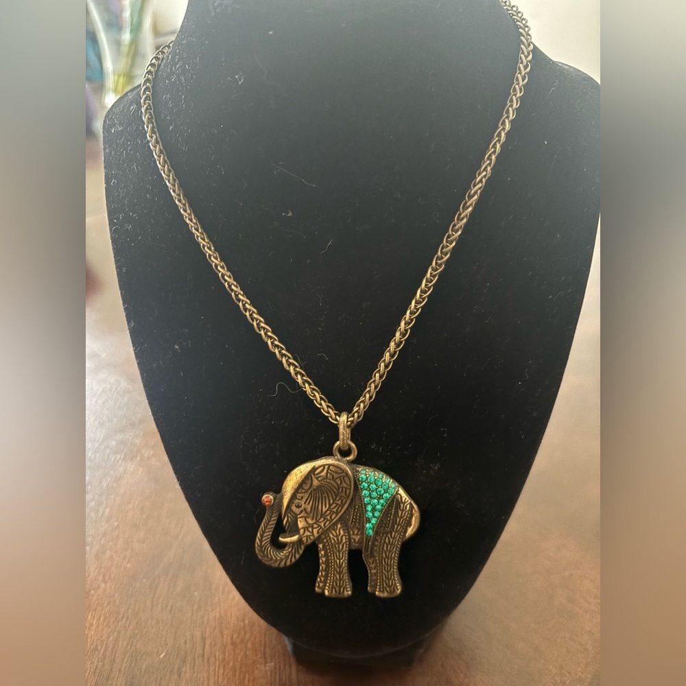 vintage Bronze Elephant Pendant with Blue Rhinestones Chain Necklace 17” - Picture 2 of 3